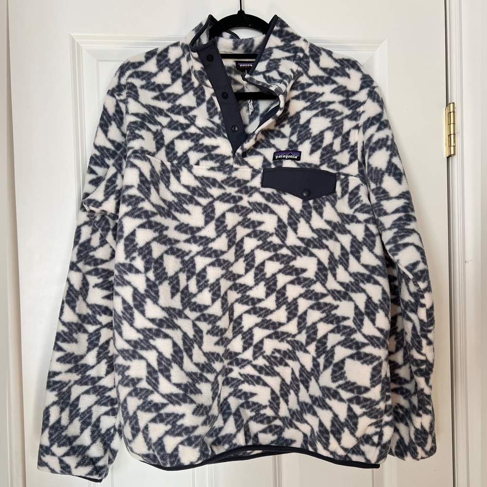 Patagonia Synchilla Gray and White Fleece